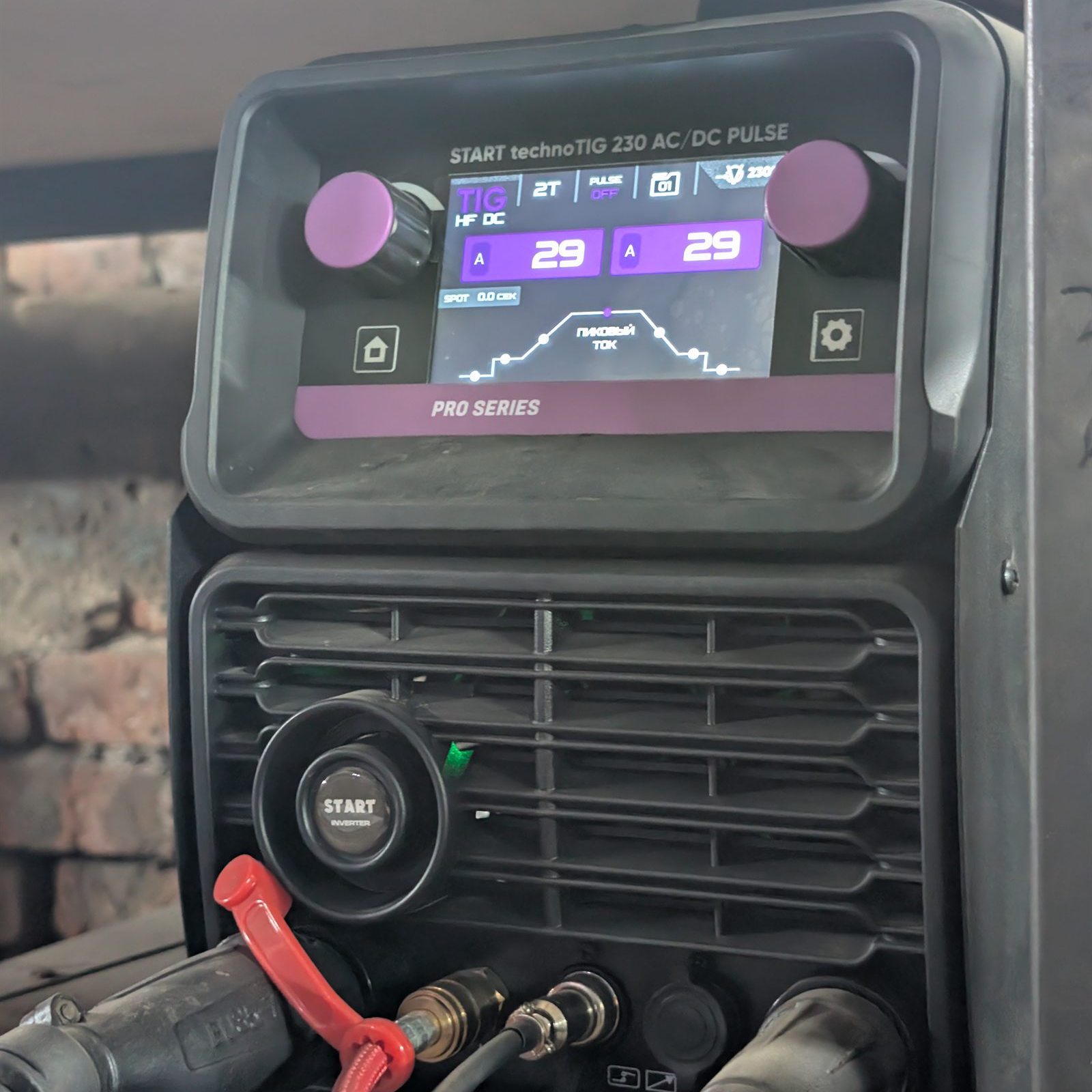 Аргонный сварочный аппарат TechnoTIG 230 AC/DC